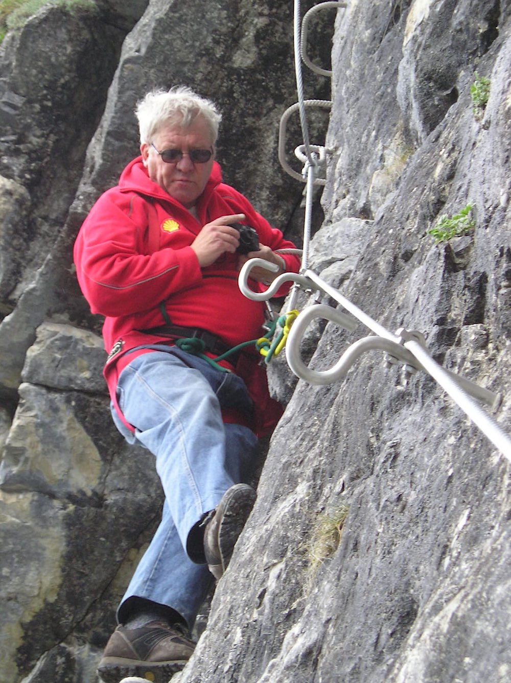 ARMANDO CORADAZZI MANDULIN