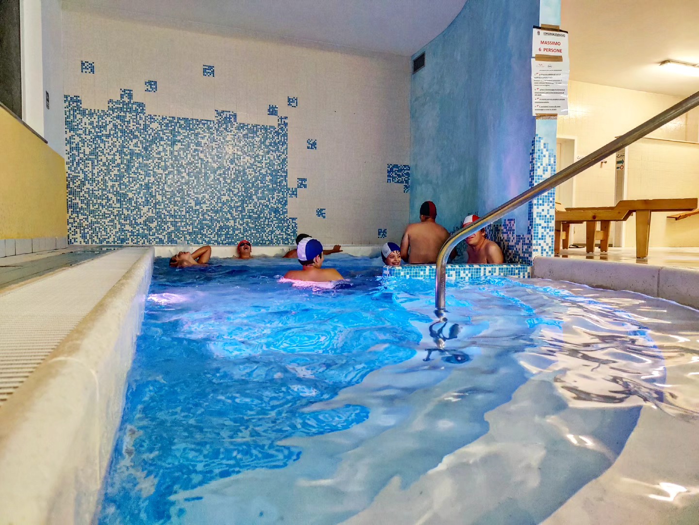 piscina forni di sopra