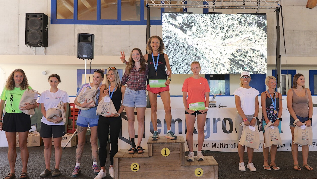 podio femmile trail dolomiti fornidisopra 2025