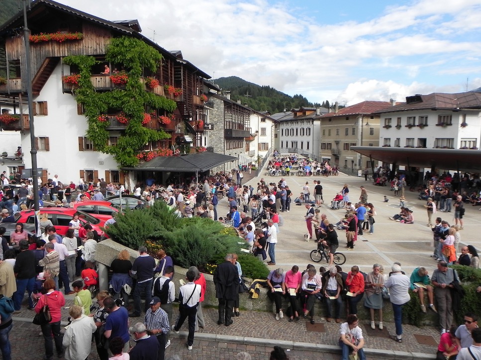 Tombola in piazza centrale
