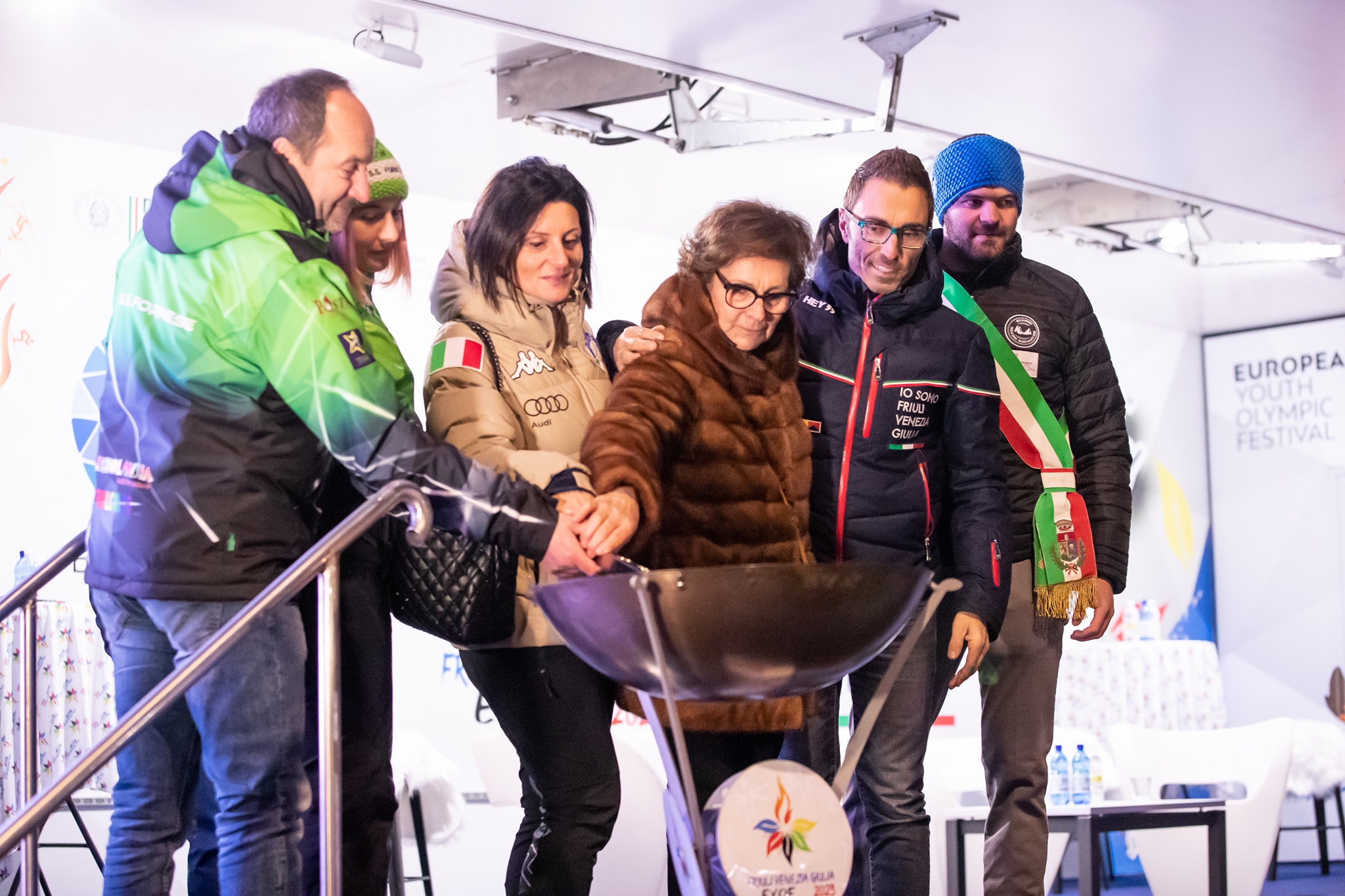 L'arrivo della Torcia EYOF 2023